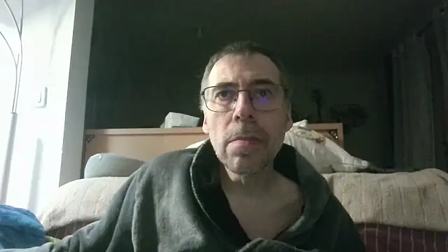 ptitcanard60600 online show from February 1, 2026, 11:14 pm