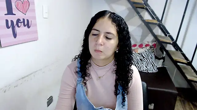 samantha baby  online show from January 20, 2025, 8:50 pm