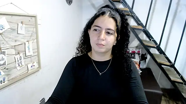 samantha baby  online show from February 14, 2025, 11:53 pm