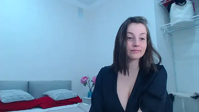 LesleySweet online show from March 20, 2025, 3:04 pm