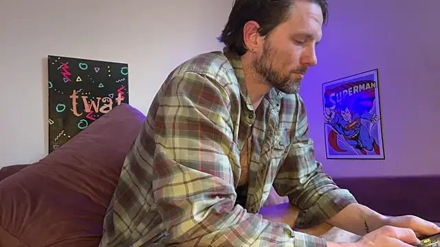 alexmannd online show from June 25, 2026, 6:23 pm
