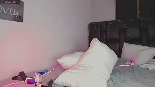 Lovely Janeth online show from January 14, 2025, 7:06 am