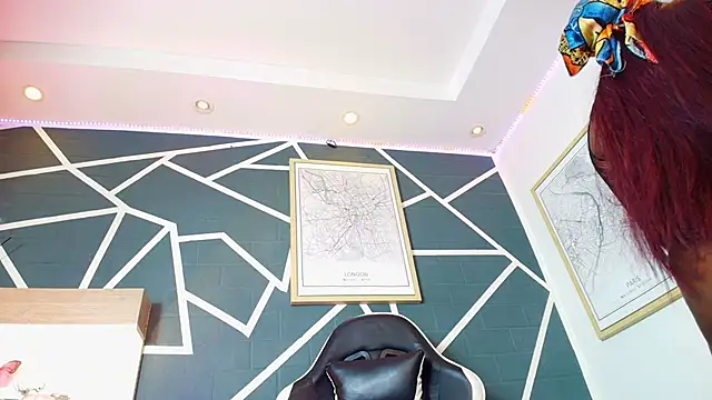 KAROL-SCOTT online show from September 12, 2025, 7:58 pm