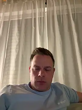 Danii0790 online show from April 15, 2026, 8:20 pm