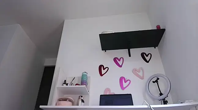 ari sexy1 online show from January 5, 2025, 8:00 pm