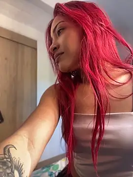 Snapshot of ari_sexy1 chatting on May 3, 2026, 9:43 pm ari sexy1 online show from May 3, 2026, 9:43 pm