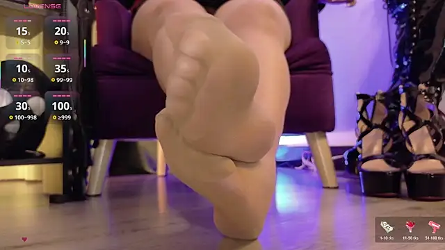 MistressMeg4n online show from November 11, 2025, 9:37 pm