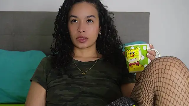 angela  98 online show from November 13, 2025, 12:37 pm