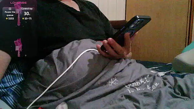 Fengfeng1234 online show from December 15, 2024, 5:45 am