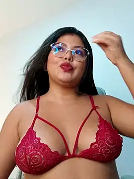 kiara-evans02 online show from October 22, 2025, 9:58 pm