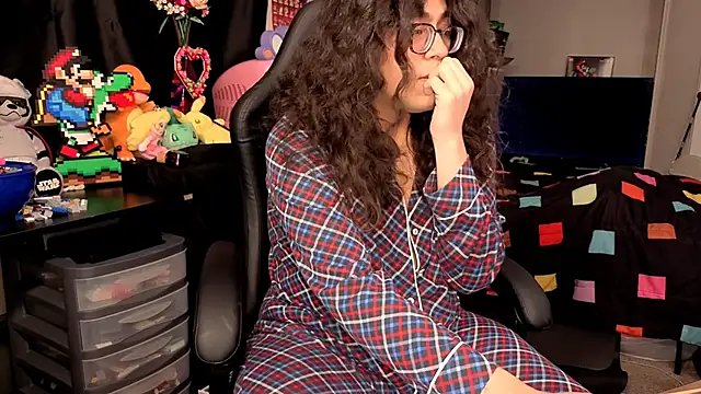 ShinyCherub online show from September 26, 2025, 7:18 pm