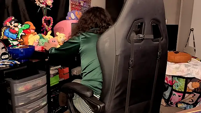 ShinyCherub online show from September 28, 2025, 6:02 pm