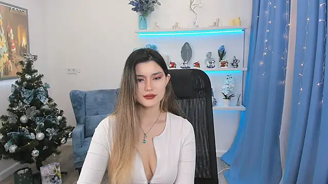 AnneTLi online show from December 19, 2025, 3:13 am