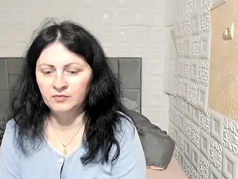 Lillian2 online show from March 16, 2025, 9:16 am