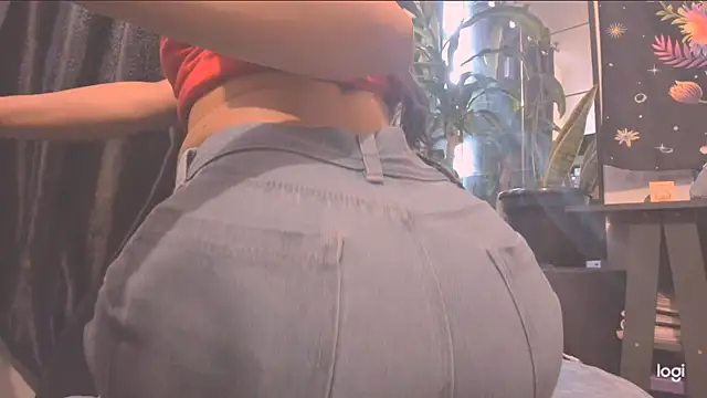 MYFAVOURITESTRAGER online show from February 19, 2026, 7:43 pm