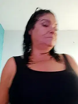 Delicy1 online show from February 7, 2026, 6:11 pm