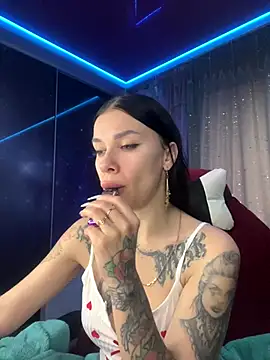 Queen of pain online show from November 7, 2025, 6:24 am