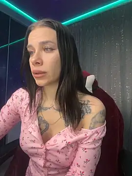 Queen of pain online show from November 17, 2025, 6:08 am