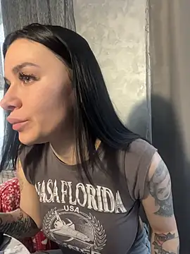 Snapshot of Queen_of_pain chatting on April 30, 2026, 5:03 am Queen of pain online show from April 30, 2026, 5:03 am