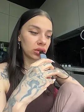 Snapshot of Queen_of_pain chatting on May 31, 2026, 8:10 am Queen of pain online show from May 31, 2026, 8:10 am