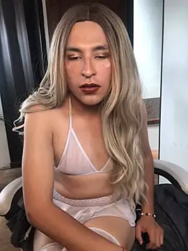 Aly scarf online show from February 17, 2025, 4:48 pm