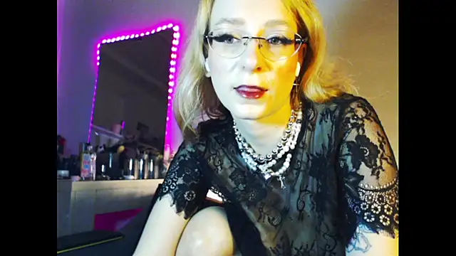 welliza online show from January 10, 2025, 10:57 pm