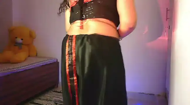 Snapshot of vanyaaurmohan chatting on March 18, 2025, 9:10 pm vanyaaurmohan online show from March 18, 2025, 9:10 pm