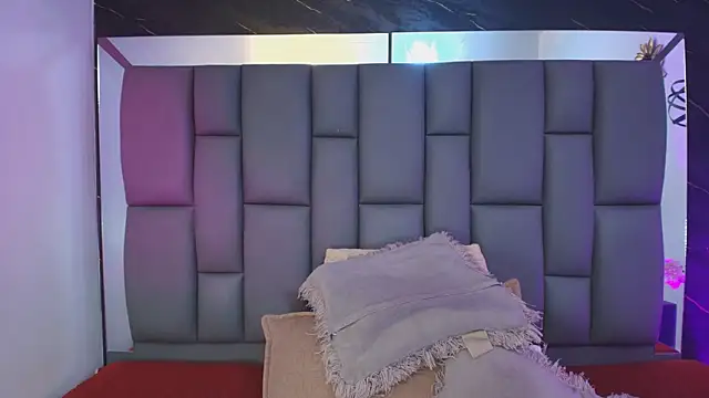  MiaBrown  online show from February 14, 2026, 12:13 pm