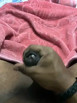 Snapshot of Honeydick7 chatting on February 7, 2025, 5:07 pm Honeydick7 online show from February 7, 2025, 5:07 pm