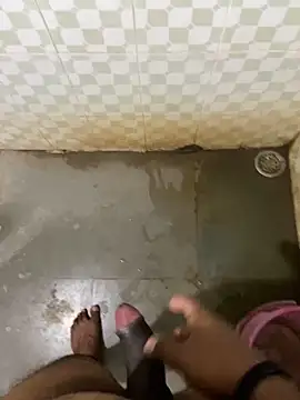 Snapshot of Honeydick7 chatting on February 10, 2025, 4:41 am Honeydick7 online show from February 10, 2025, 4:41 am