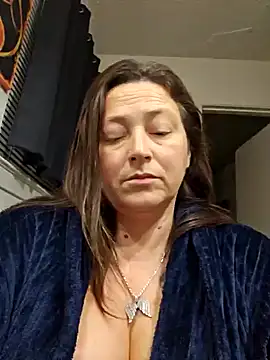 angelbaby1998 online show from December 17, 2024, 4:12 am