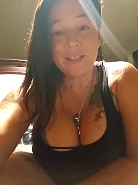 angelbaby1998 online show from September 10, 2025, 3:50 am