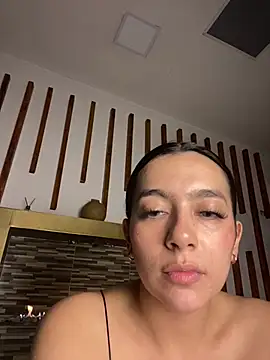 Nicollemays online show from February 22, 2025, 12:38 am