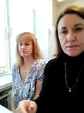 Snapshot of DonnaMagdalena chatting on November 11, 2025, 8:25 am DonnaMagdalena online show from November 11, 2025, 8:25 am