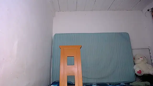 Snapshot of yselahot chatting on November 14, 2025, 8:40 pm yselahot online show from November 14, 2025, 8:40 pm