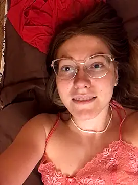  Sweet Love  online show from December 8, 2024, 1:13 am