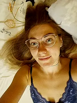  Sweet Love  online show from February 27, 2025, 9:11 am