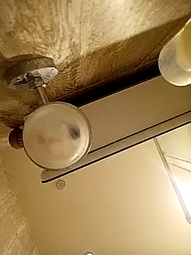  Sweet Love  online show from October 14, 2025, 9:21 am