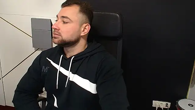 DuncanStone online show from November 15, 2025, 6:11 am