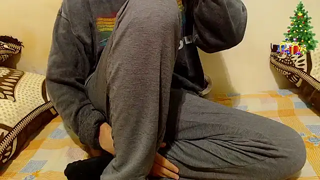 Alexdelarge323 online show from December 20, 2025, 11:28 am