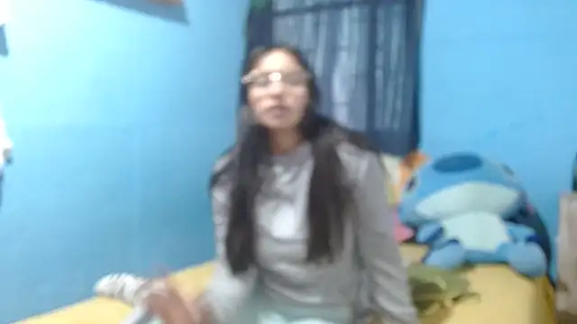 clarisse69 online show from February 10, 2025, 9:47 pm