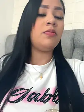 Luisa Fernandaa online show from October 16, 2025, 12:11 am