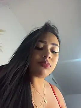 Snapshot of Luisa_Fernandaa chatting on June 11, 2026, 3:04 am Luisa Fernandaa online show from June 11, 2026, 3:04 am