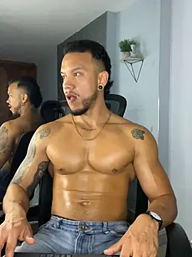 ARON TAYLER01 online show from March 6, 2025, 12:30 pm