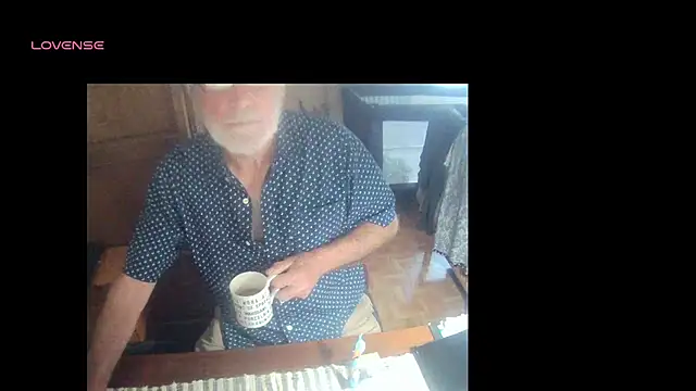 terrybare online show from October 3, 2025, 2:36 pm