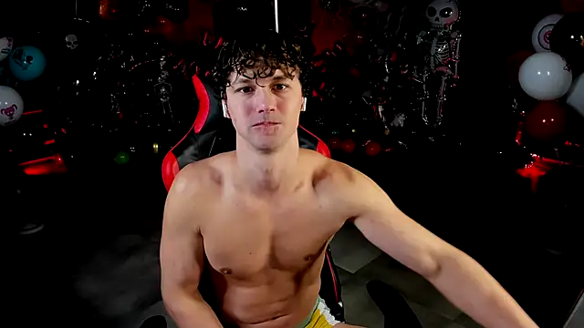 dirty-boss online show from November 12, 2025, 6:03 am