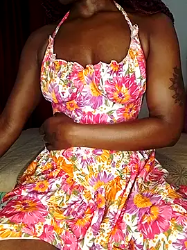 NicRaisaa online show from October 2, 2025, 3:57 am