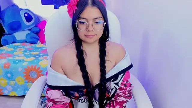 esmeralda112 online show from February 26, 2025, 2:04 am