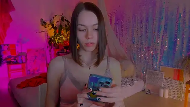 Snapshot of poli__ chatting on March 12, 2025, 10:28 pm poli   online show from March 12, 2025, 10:28 pm