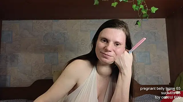 Liisa  online show from December 10, 2024, 12:05 pm